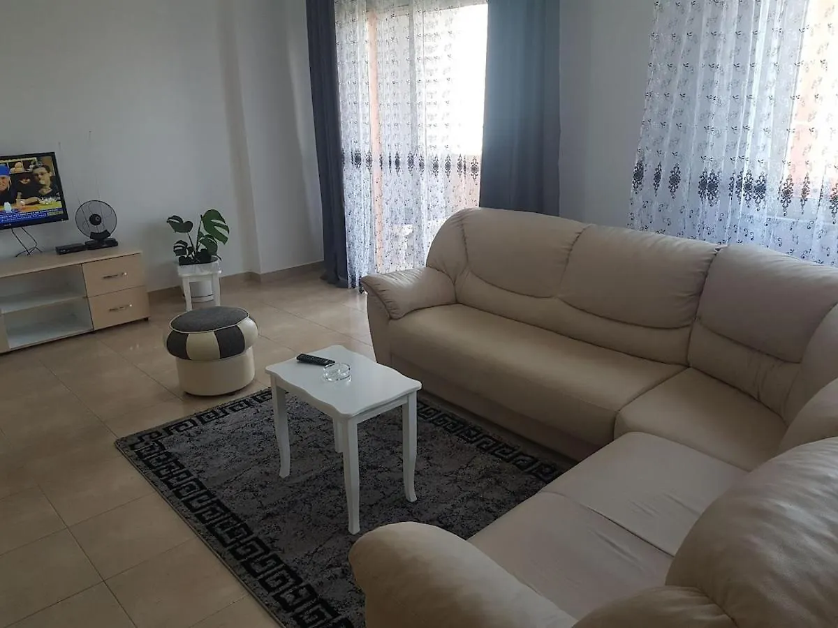 Apartment 3-In Front Of Beach In Plepa ドゥラス